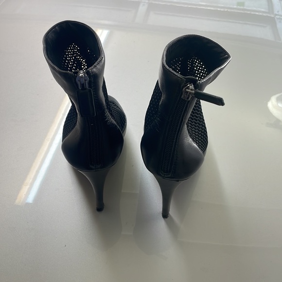 Bcbgmaxazria - Picture 5 of 6